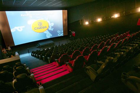 cartelera la farga|Cartelera de Cinesa La Farga 3d en Lhospitalet De Llobregat。